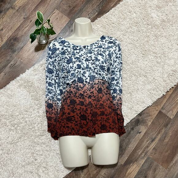 Gimmicks by BKE Vintage-Inspired Boho Cottagecore Floral Ombre Peasant Blouse - Picture 2 of 7